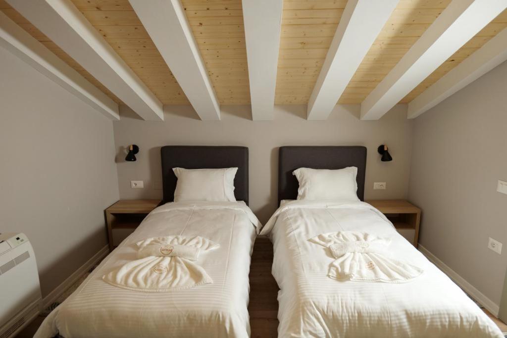Vila Muslli Korce Ngoại thất bức ảnh