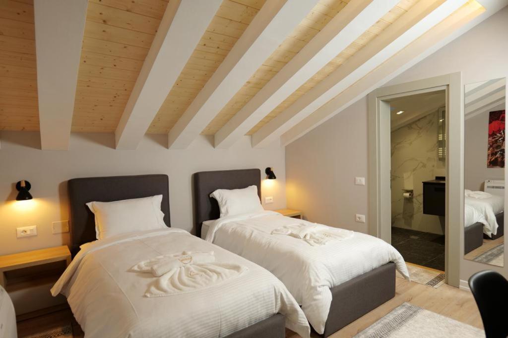 Vila Muslli Korce Ngoại thất bức ảnh